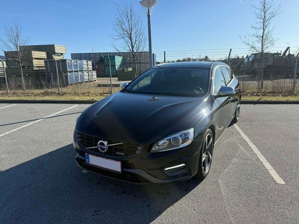 Volvo V60 2,0 D3 136 R-Design aut. 5d