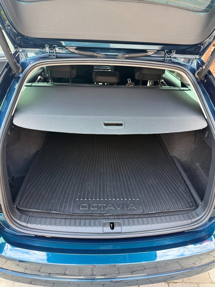 Skoda Octavia 1,4 TSi iV Plus Combi DSG 5d