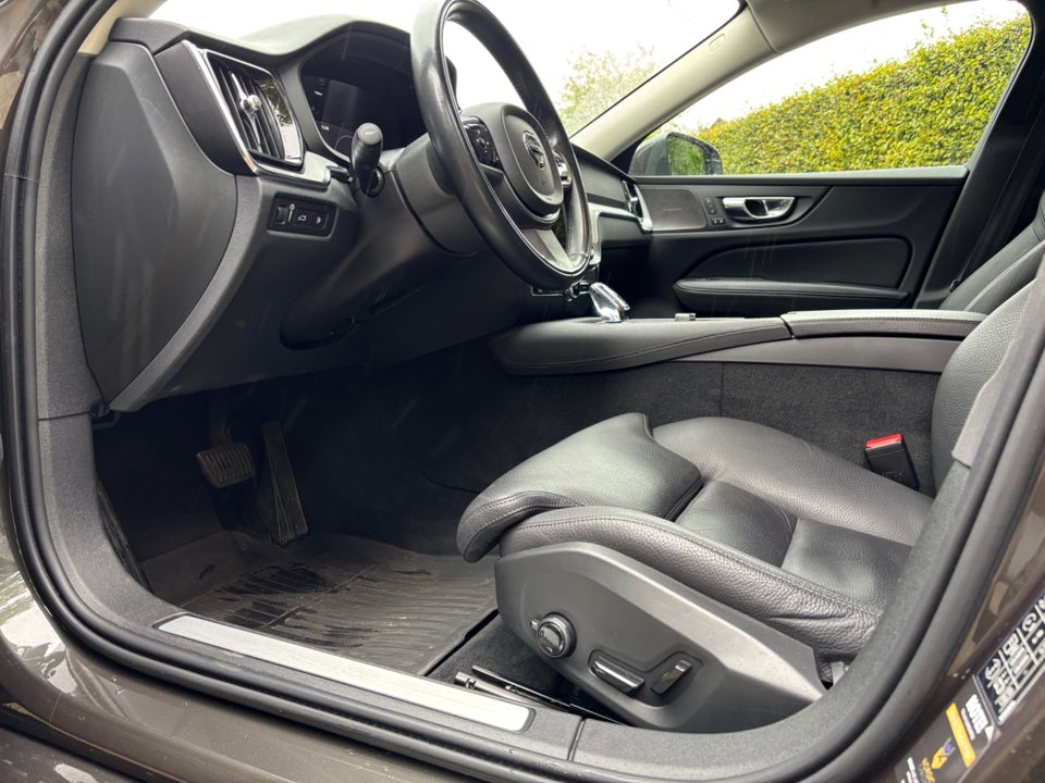 Volvo V60 2,0 T6 ReCharge Inscription aut. AWD 5d