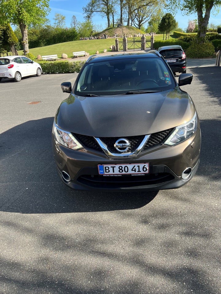 Nissan Qashqai 1,6 dCi 130 Tekna X-tr. 5d