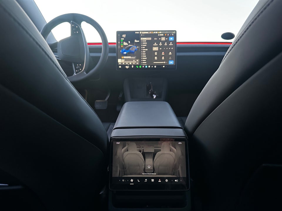 Tesla Model 3 Long Range AWD 4d