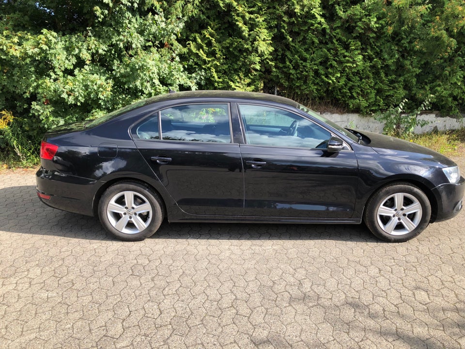 VW Jetta 1,2 TSi 105 Trendline BMT 4d