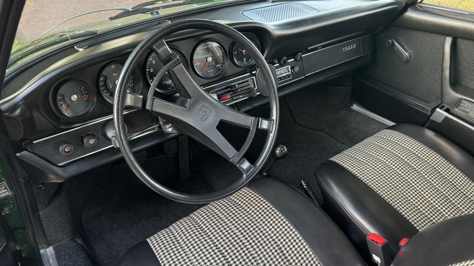 Porsche 911 2,0 T Coupé 2d