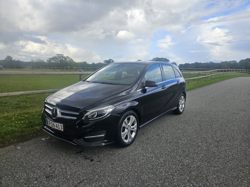 Mercedes B220 2,2 CDi aut. 5d