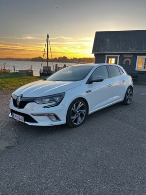 Renault Megane IV 1,6 TCe 205 GT EDC 5d