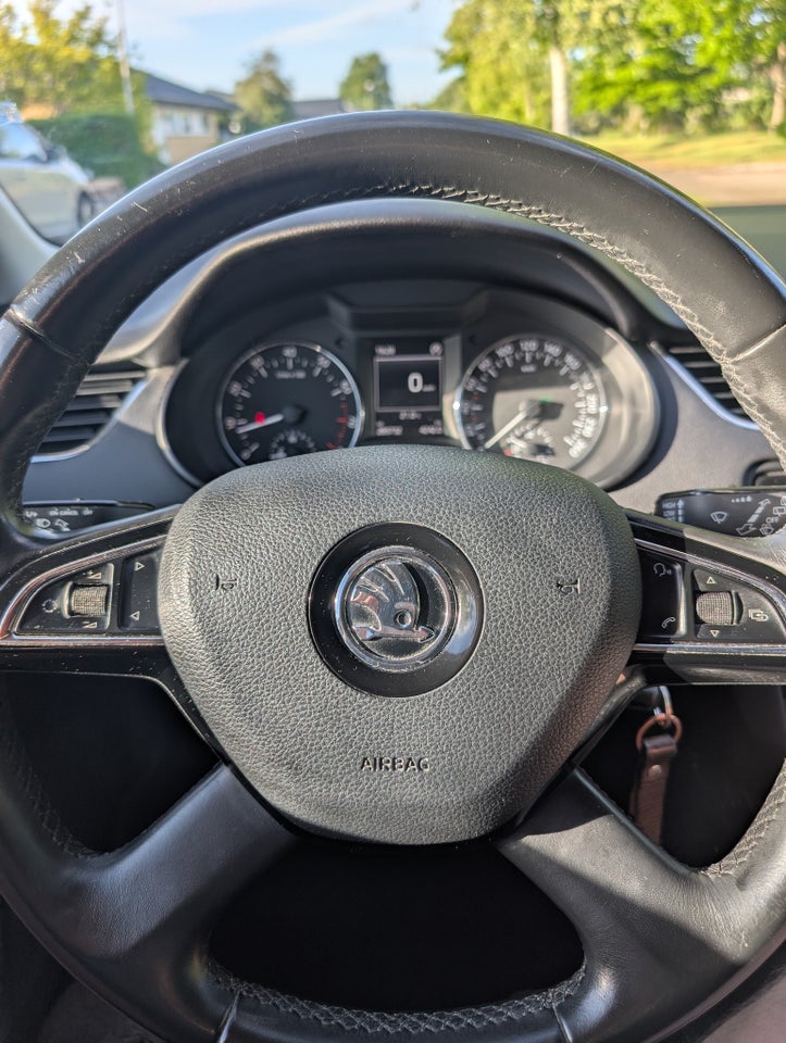 Skoda Octavia 1,2 TSi 105 Elegance Combi DSG 5d