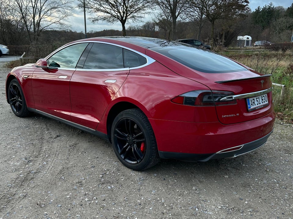 Tesla Model S 85 5d