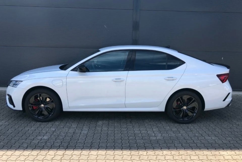 Skoda Octavia 1,4 TSi iV RS DSG 5d