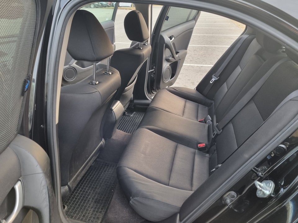 Honda Accord 2,0 Lifestyle 4d