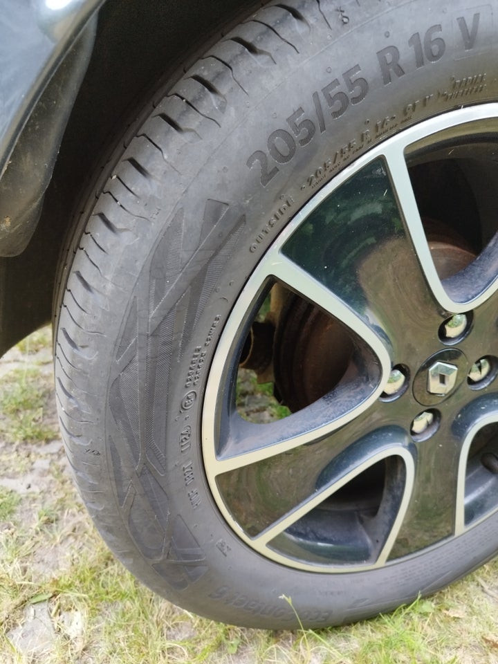 Renault Clio IV 1,5 dCi 90 Limited 5d