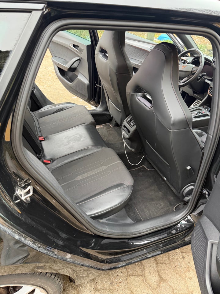 Seat Leon 1,4 eHybrid FR Sportstourer DSG 5d