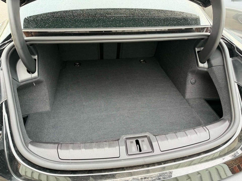 Porsche Taycan 4d
