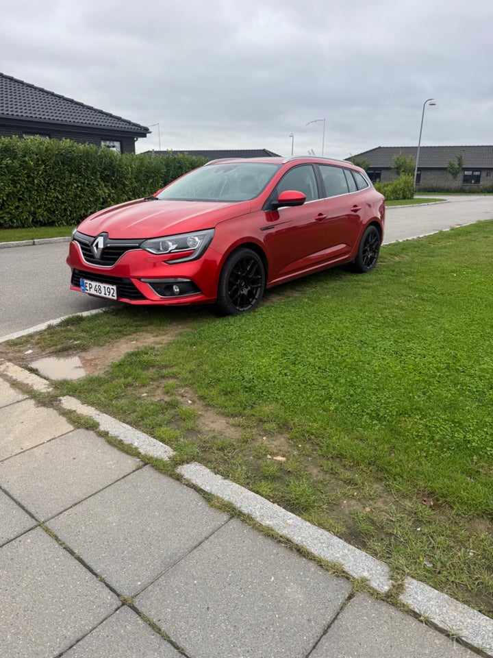 Renault Megane IV 1,2 TCe 130 Intens 5d