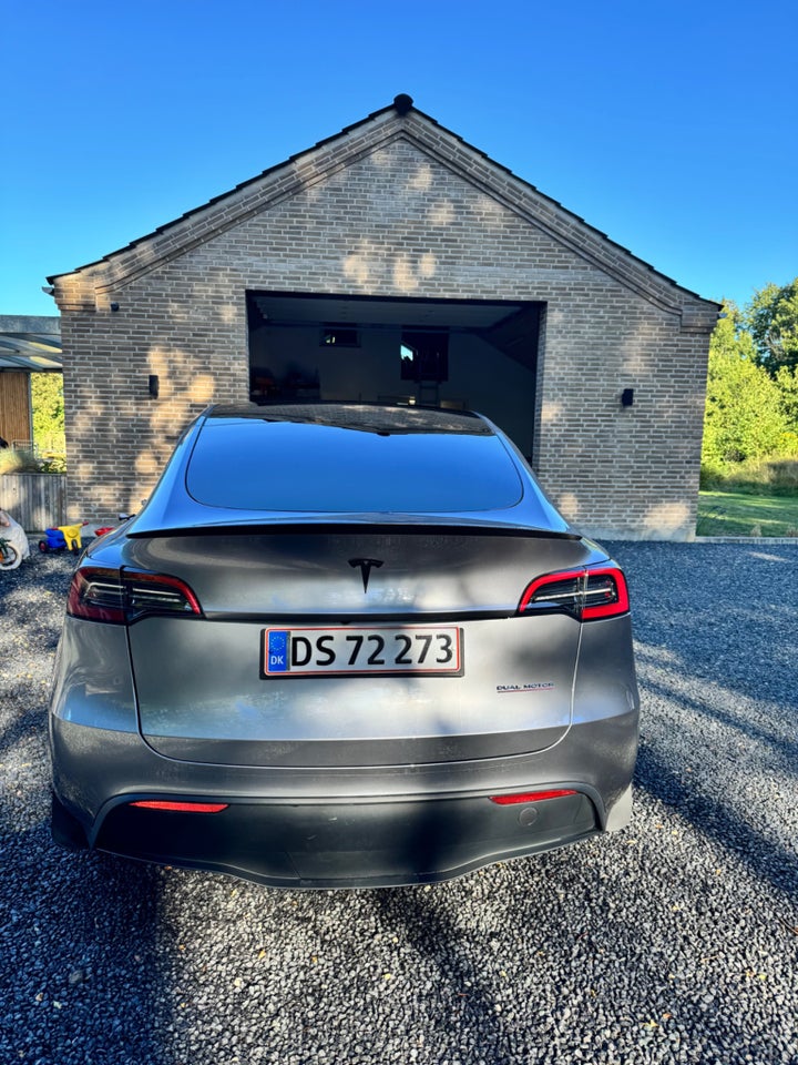 Tesla Model Y Performance AWD 5d