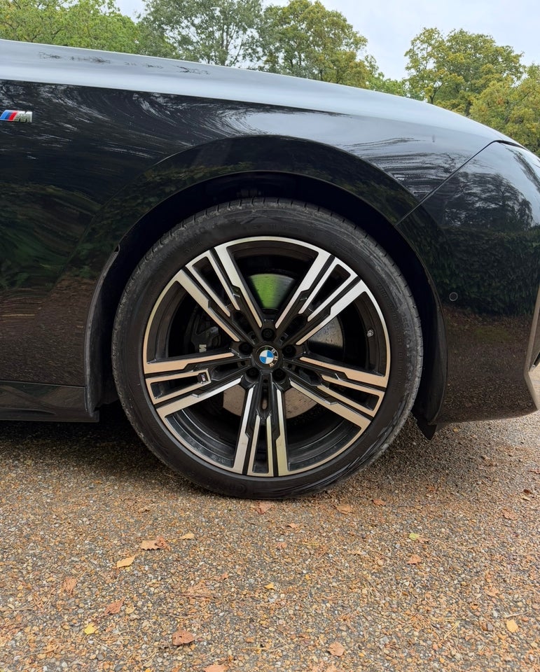 BMW i7 xDrive60 M-Sport 4d