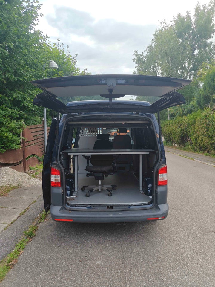 VW Transporter 2,0 TDi 114 Kassevogn kort BMT 5d
