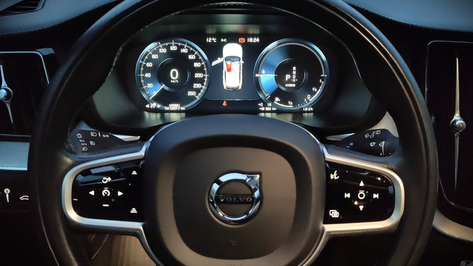 Volvo XC60 2,0 T6 ReCharge Inscription aut. AWD 5d