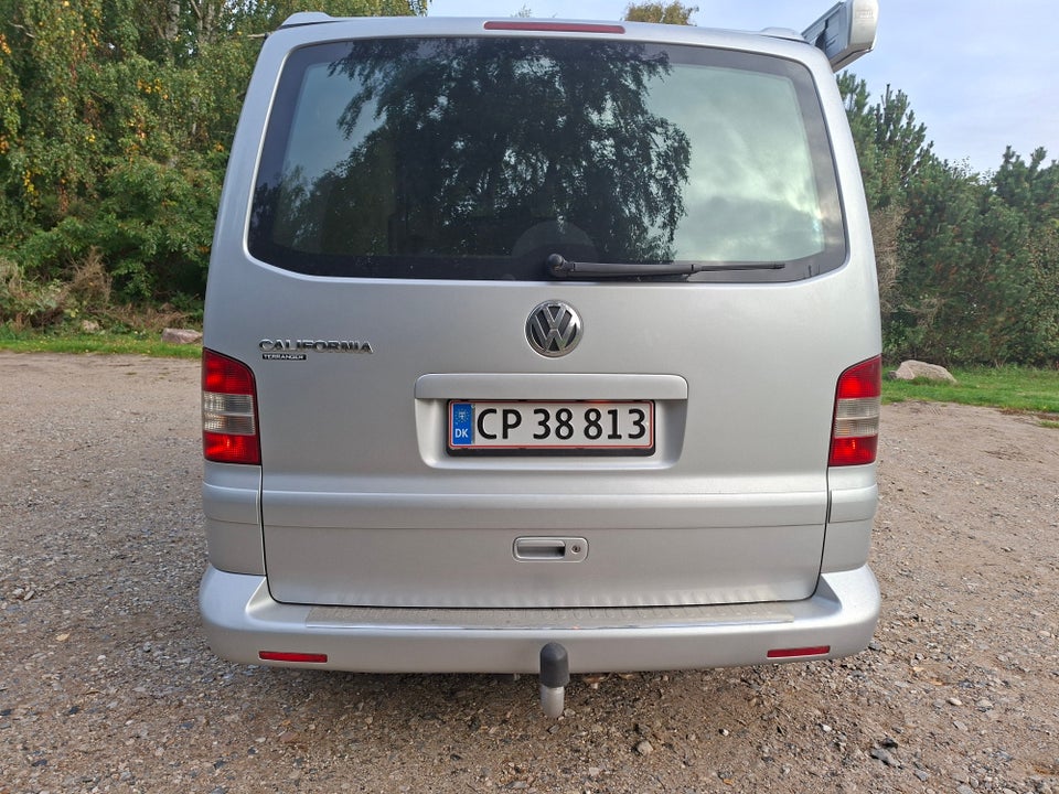 VW California 2,5 TDi 130 Comfortline 4d