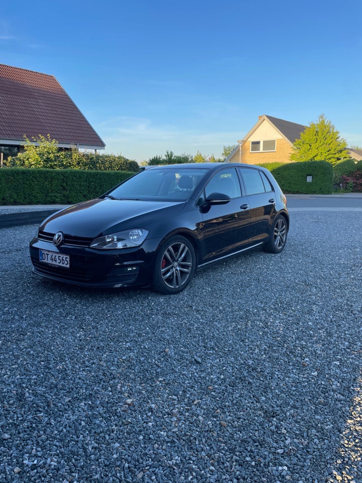 VW Golf VII 1,4 TSi 122 Life BMT 5d