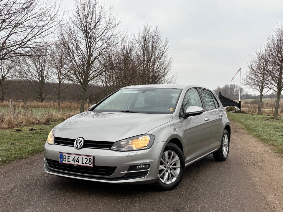 VW Golf VII 1,6 TDi 105 BlueMotion 5d