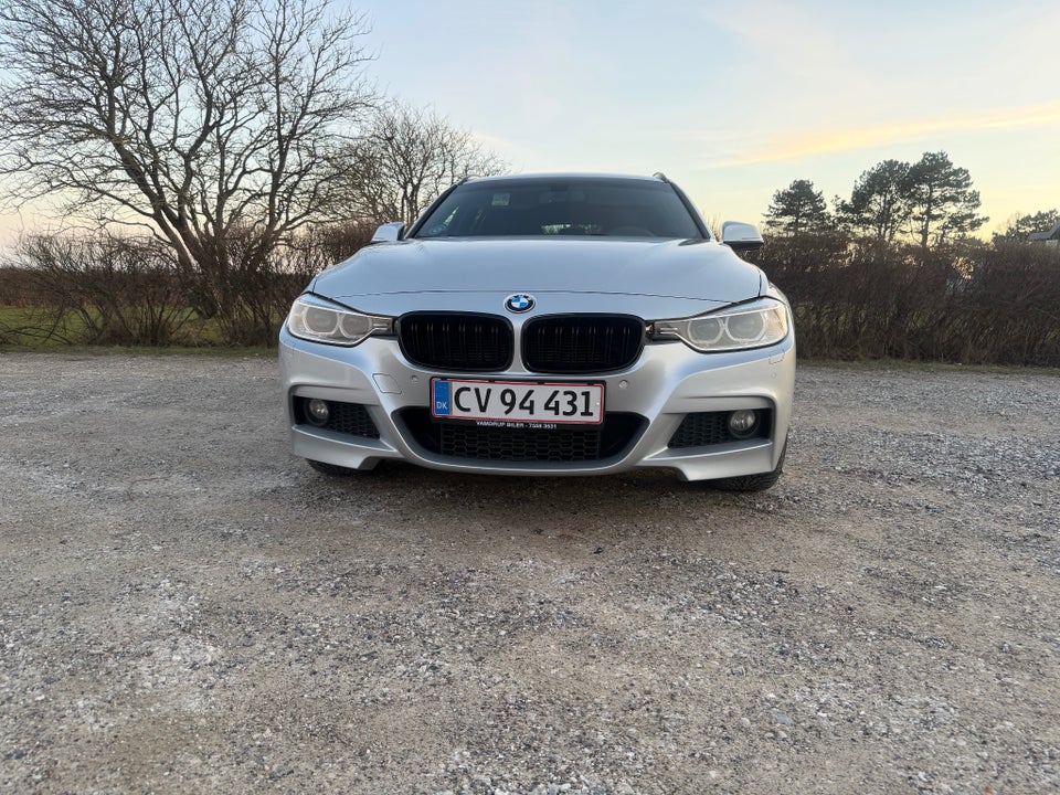 BMW 320d 2,0 Touring M-Sport xDrive 5d