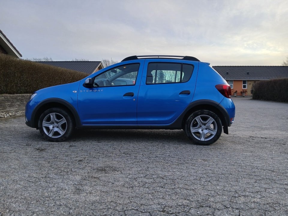 Dacia Sandero Stepway 1,5 dCi 90 Prestige Van 5d