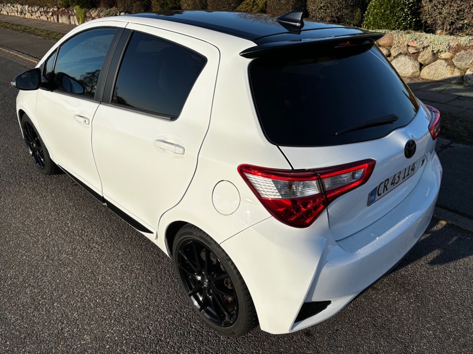 Toyota Yaris 1,5 Hybrid H3 GR Sport Smart e-CVT 5d