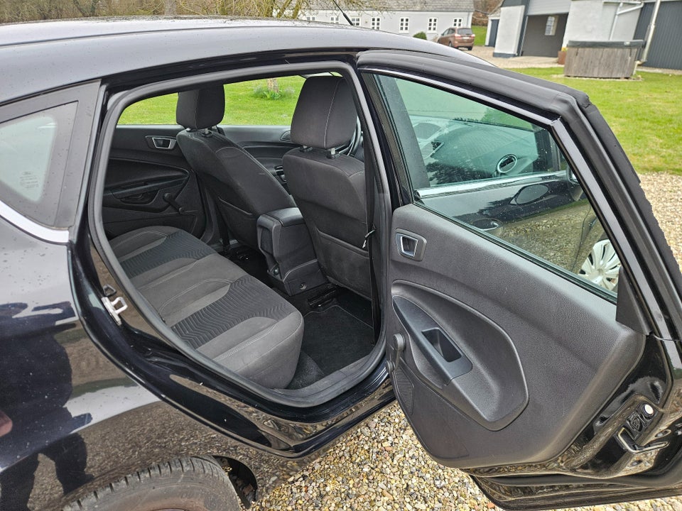 Ford Fiesta 1,0 SCTi 100 Titanium 5d