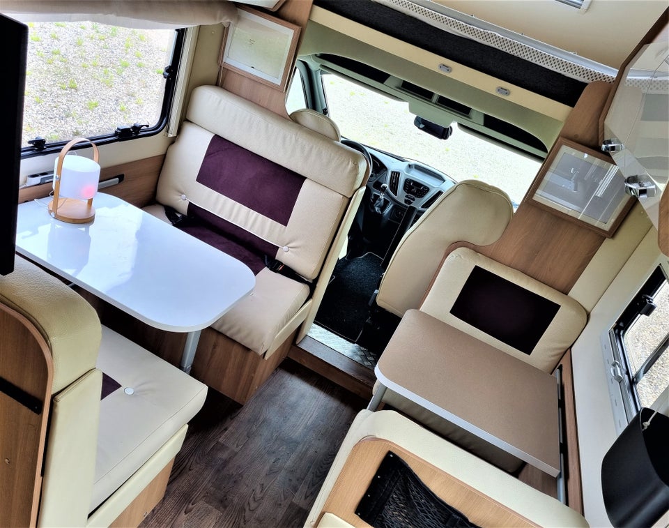 Ford Roller Team 2,0 Kronos 284 TL