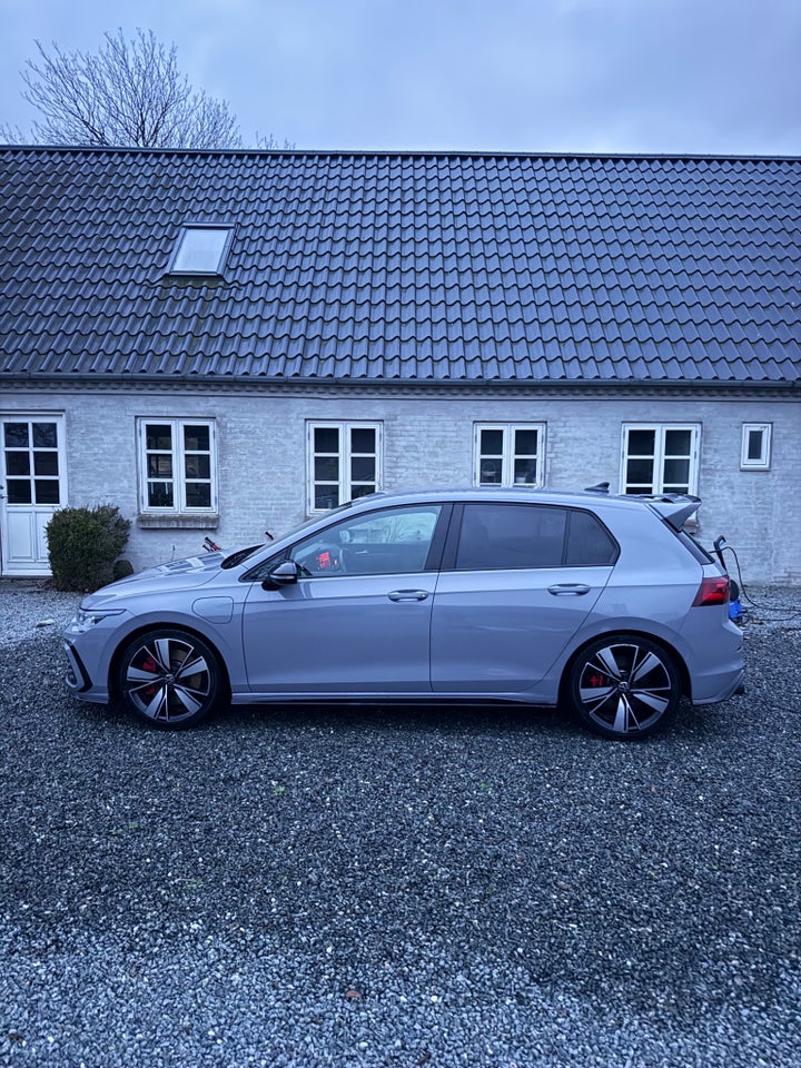 VW Golf VIII 1,4 GTE DSG 5d