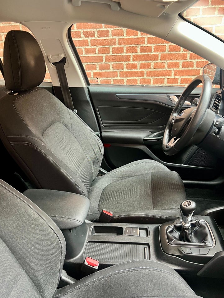 Ford Focus 1,5 EcoBlue Titanium Van 5d