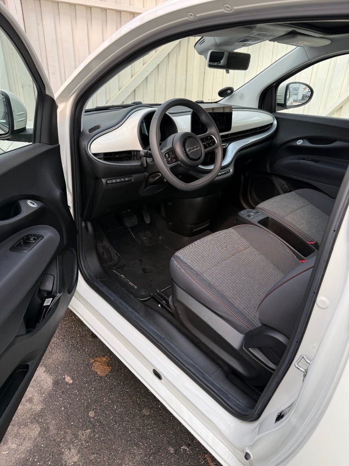 Fiat 500e 42 Icon Pack Cabrio 2d