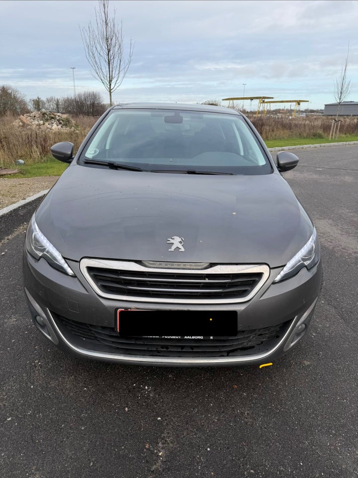Peugeot 308 1,6 BlueHDi 120 Prestige Sky 5d