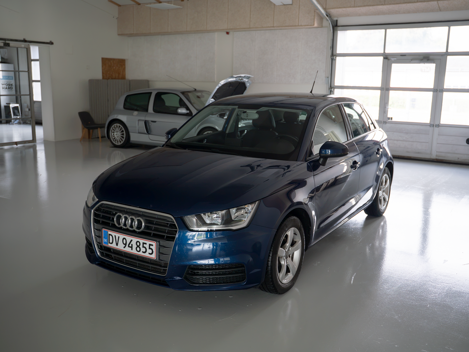 Audi A1 1,0 TFSi 95 Sportback S-tr. 5d