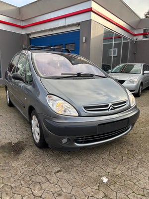 Citroën Xsara Picasso 1,8i 16V Prestige 5d