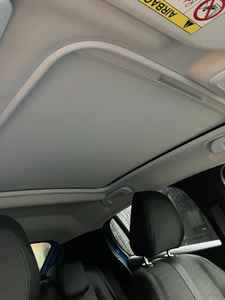 Peugeot 208 1,5 BlueHDi 100 Allure Sky 5d