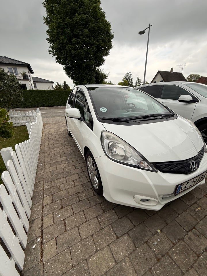 Honda Jazz 1,4 Elegance CVT 5d