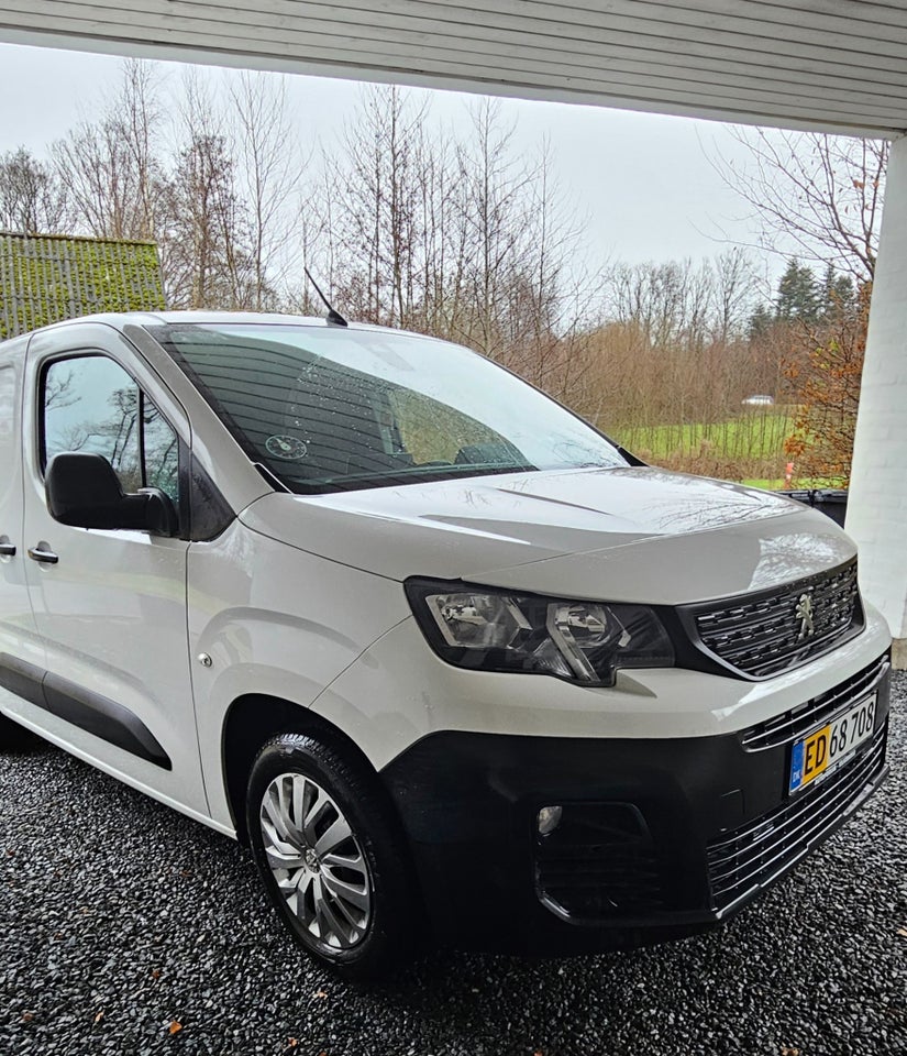 Peugeot Partner 1,5 BlueHDi 100 L1V1 Plus Van