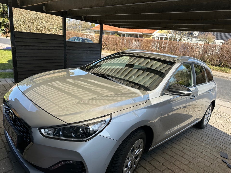 Hyundai i30 1,0 T-GDi Go! stc. 5d