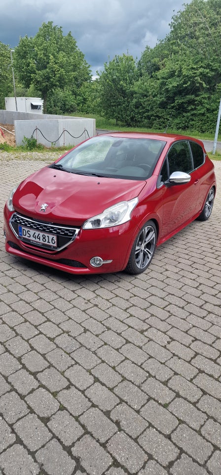 Peugeot 208 1,6 THP 200 GTi 3d