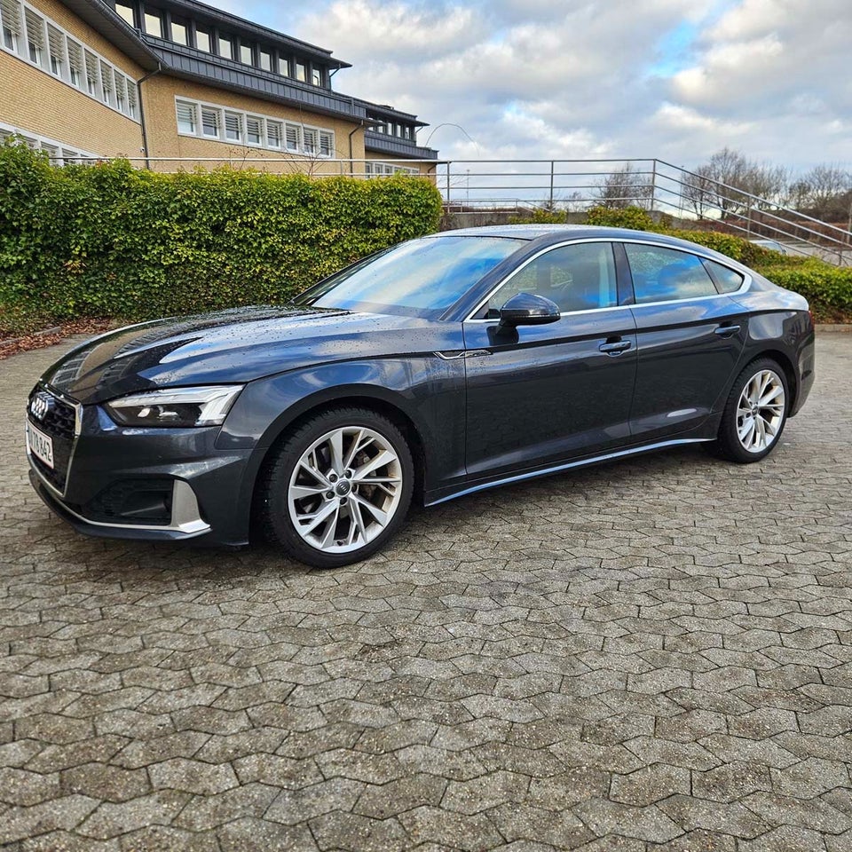 Audi A5 40 TDi S-line Sportback quattro S-tr. 5d