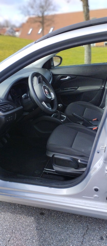 Fiat Tipo 1,4 T-Jet 120 Easy SW 5d