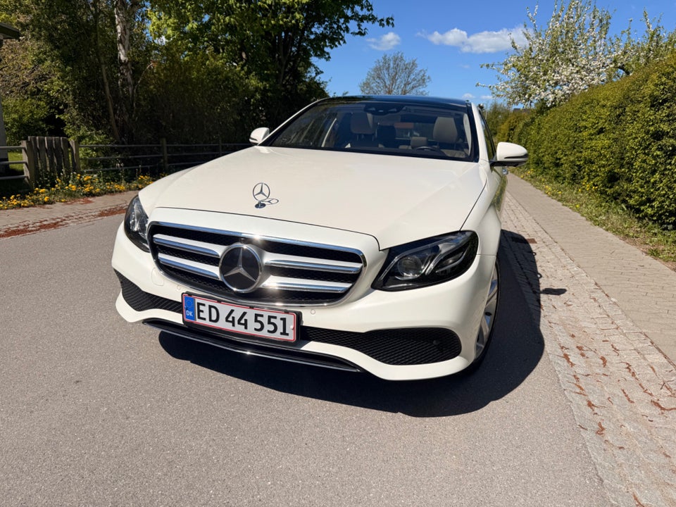 Mercedes E400 3,5 aut. 4Matic 4d