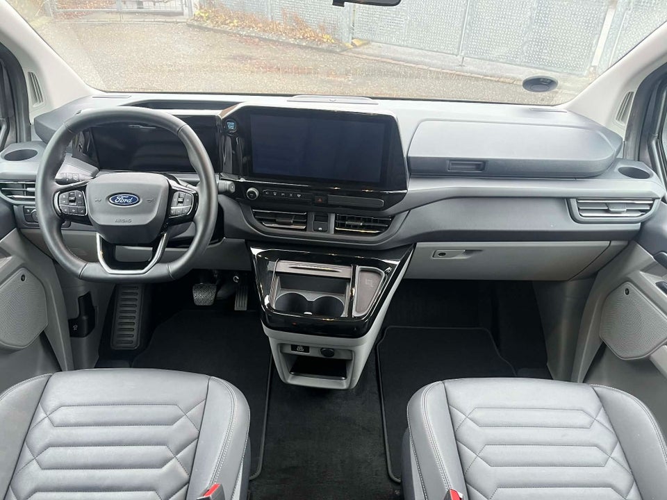 Ford Tourneo Custom 340S 2,5 PHEV Titanium X CVT