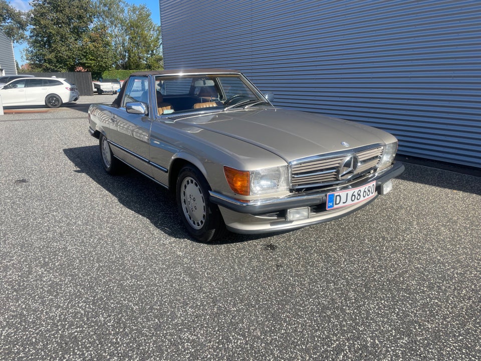 Mercedes 560 SL 5,6 Cabriolet aut. 2d