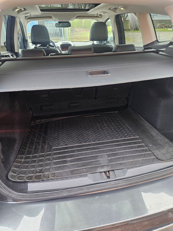 Ford Kuga 2,0 TDCi 180 Titanium aut. AWD 5d