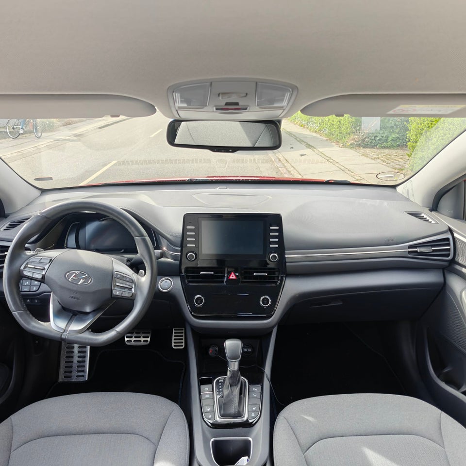 Hyundai Ioniq 1,6 PHEV Premium DCT 5d