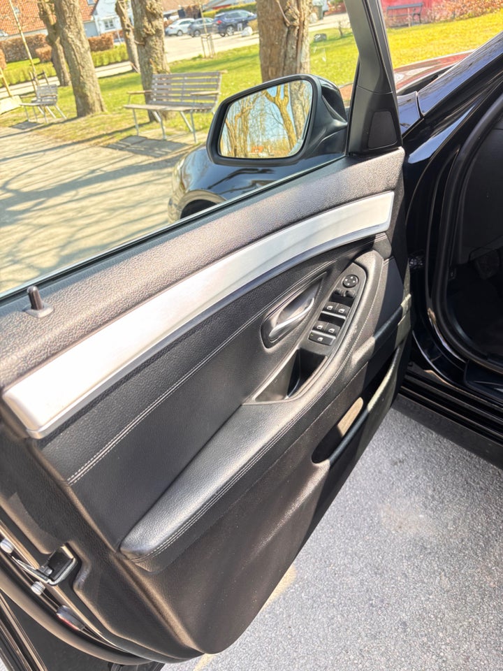 BMW 528i 2,0 Touring aut. 5d