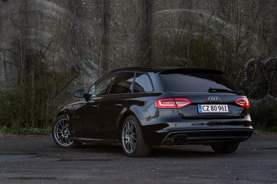 Audi A4 1,8 TFSi 120 S-line Avant Multitr. 5d