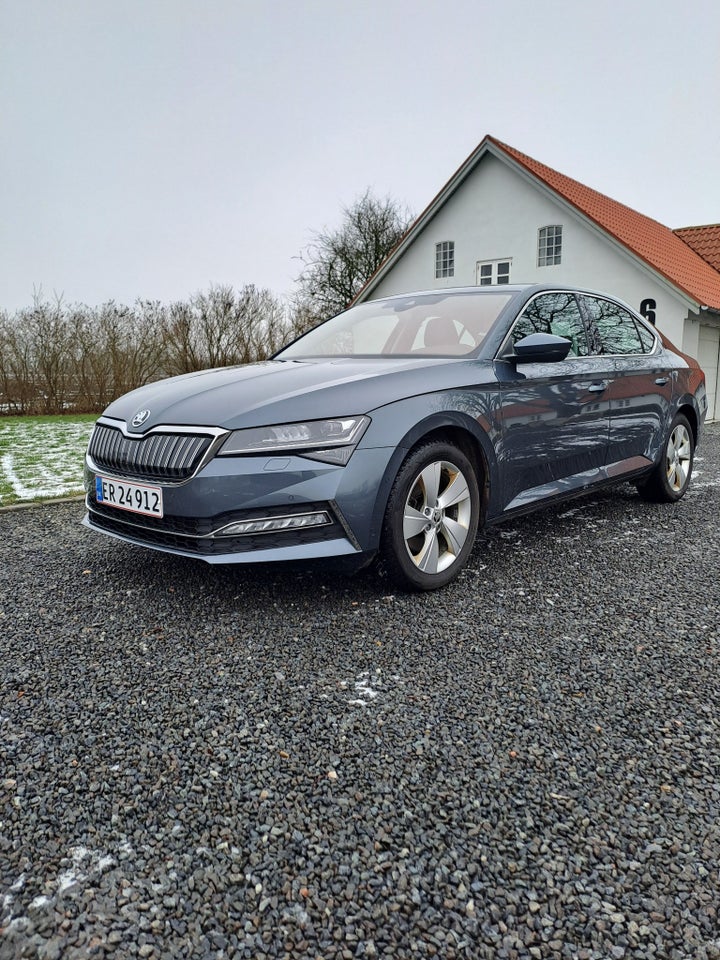 Skoda Superb 1,4 TSi iV Plus DSG 5d